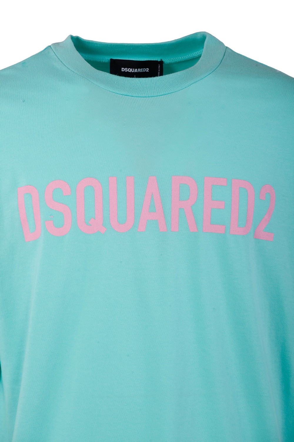 shop DSQUARED2 Saldi T-shirt: DSQUARED2 t-shirt in cotone.
Girocollo.
Maniche corte.
Stampa lettering sul fronte.
Composizione: 100% Cotone.
Fabbricato in Italia.. S74GD1197 D20004-603 number 9480198